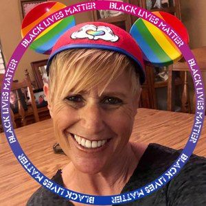 Meet your Posher, Tj